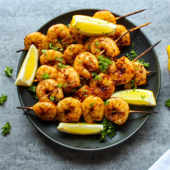 Lemon Garlic Grilled Shrimp - Recipe photo by the food blog