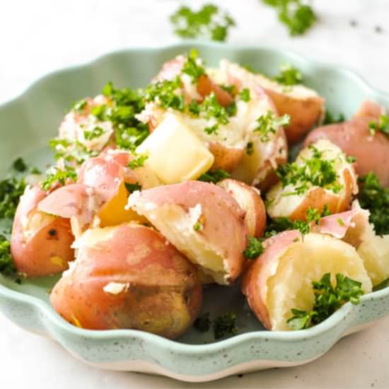 8 min Instant Pot Baby Potatoes - Recipe photo by Craftingafamily