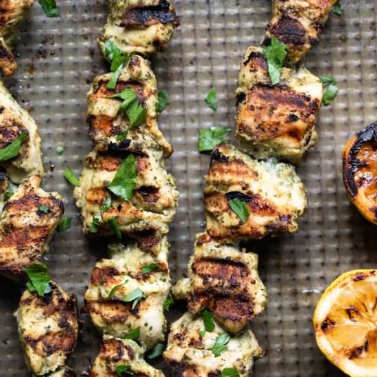 Herb Hummus Chicken Skewers - Recipe photo by foodfaithfitness