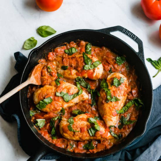 Garlic Butter Tomato Sauce Chicken - Recipe photo by bluebowlrecipes