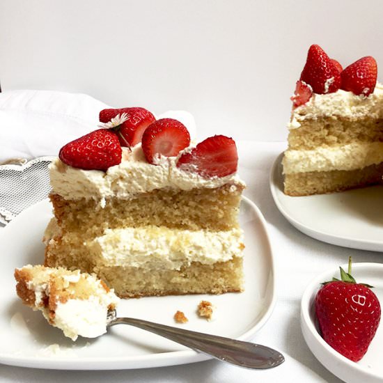 Simple Strawberry Layer Cake - Recipe photo by Allkitchencolours
