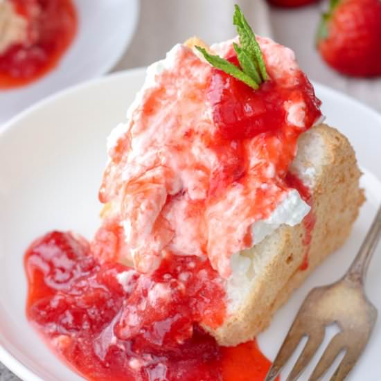 Strawberry Sauce - Recipe photo by bakerbettie