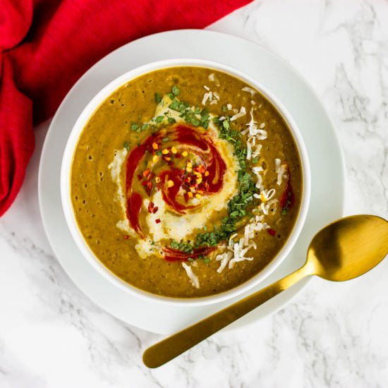 One-Pot Lentil Curry - Recipe photo by wholly-plants