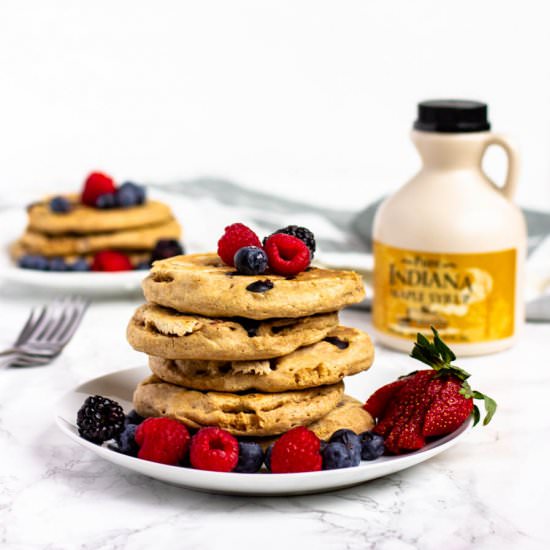 5-Ingredient Blueberry Pancakes - Recipe photo by wholly-plants