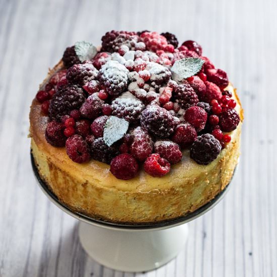 Baked Vanilla Cheesecake - Recipe photo by Magos