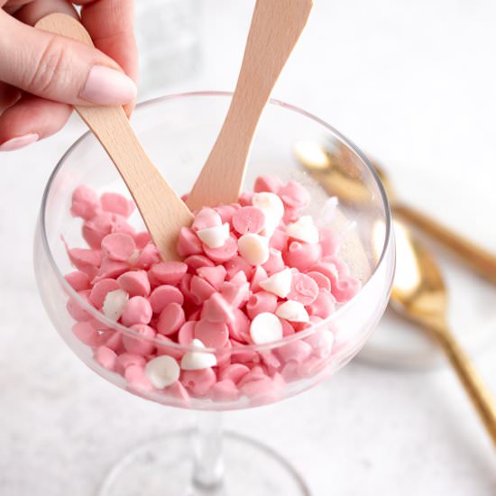 Strawberry Frozen Yogurt Dots! - Recipe photo by Inspector Gorgeous