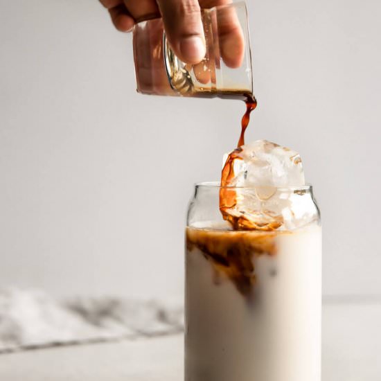 Iced Vanilla Latte - Recipe photo by realandvibrant