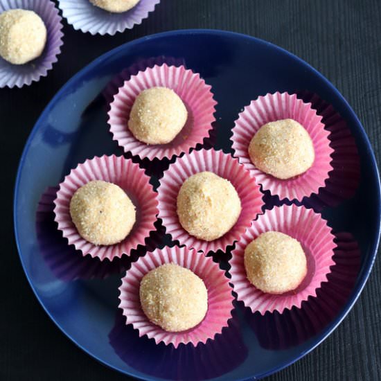 Urad Dal Ladoo - Recipe photo by sandhiya