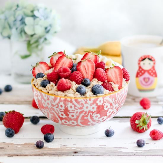 How to Make the Best Creamy Oatmeal - Recipe photo by The Plant Riot