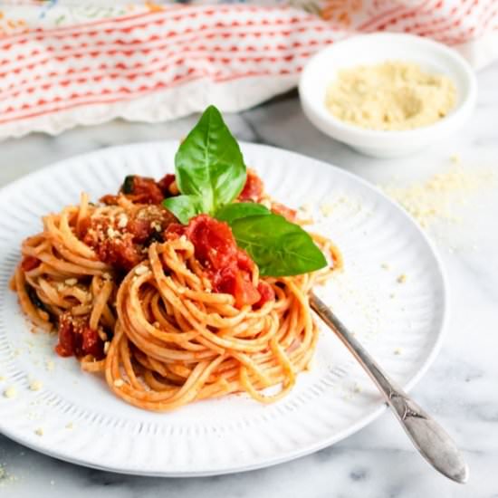 Tomato Basil Pasta | Simple,Delish! - Recipe photo by The Plant Riot