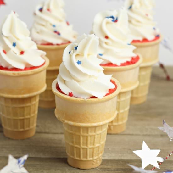 4TH OF JULY ICE CREAM CONE CUPCAKES - Recipe photo by Stylish Cravings