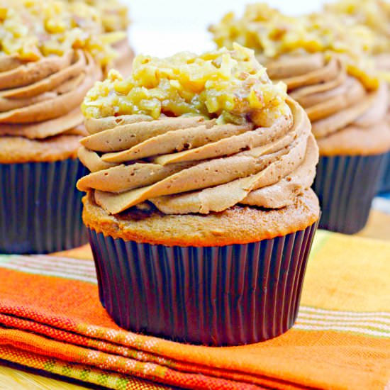 German Chocolate Cupcakes - Recipe photo by BakingBeauty