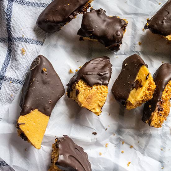 Homemade Dark Chocolate Honeycomb - Recipe photo by lemonsandbasil