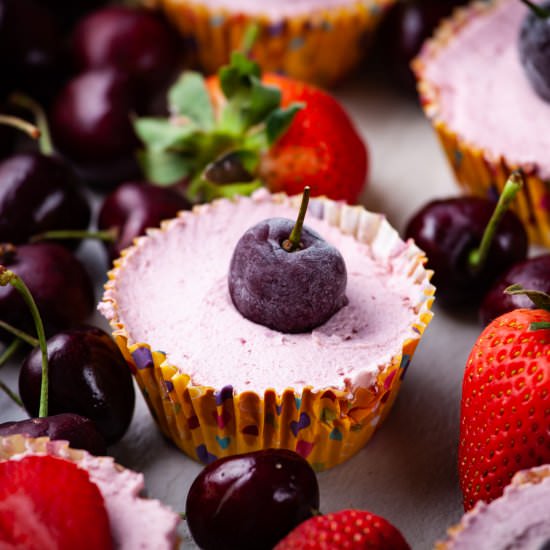 FROZEN MASCARPONE CUPCAKES - Recipe photo by Mychefsapron