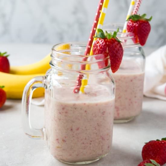 Strawberry Banana Smoothie - Recipe photo by Wicked Spatula