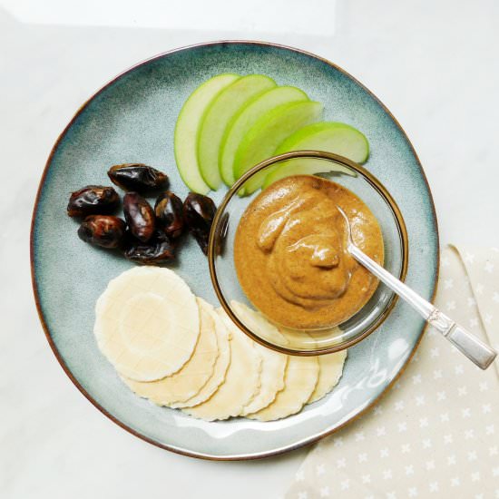 Super Simple Almond Butter - Recipe photo by a new green leaf