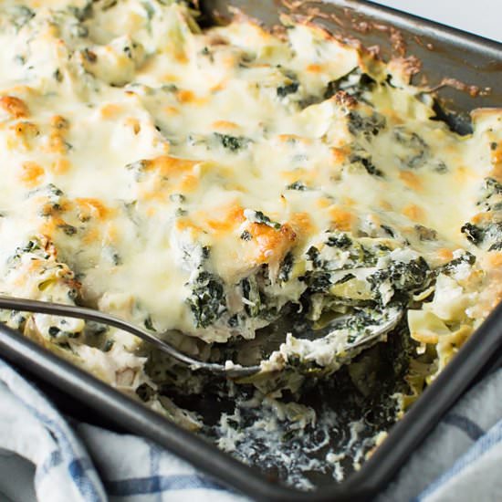 Spinach Artichoke Chicken Casserole - Recipe photo by Nibbleanddine