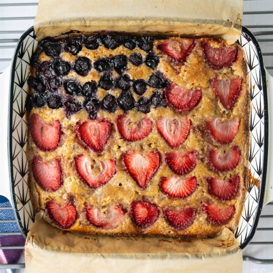 Summer Cake with Berries - Recipe photo by sipandspice