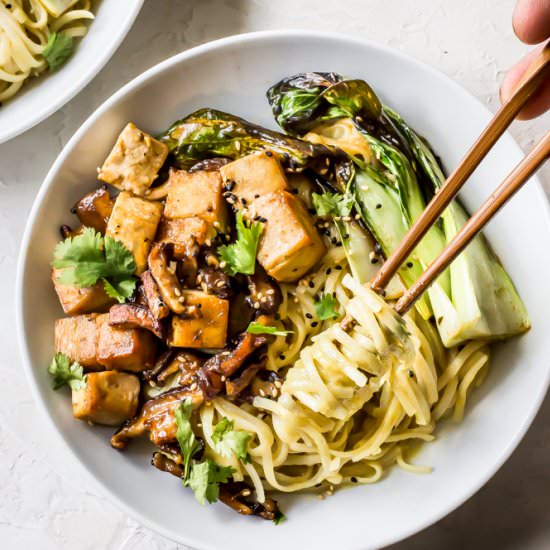 Creamy Green Curry Noodle Bowls - Recipe photo by Healthy Little Vittles