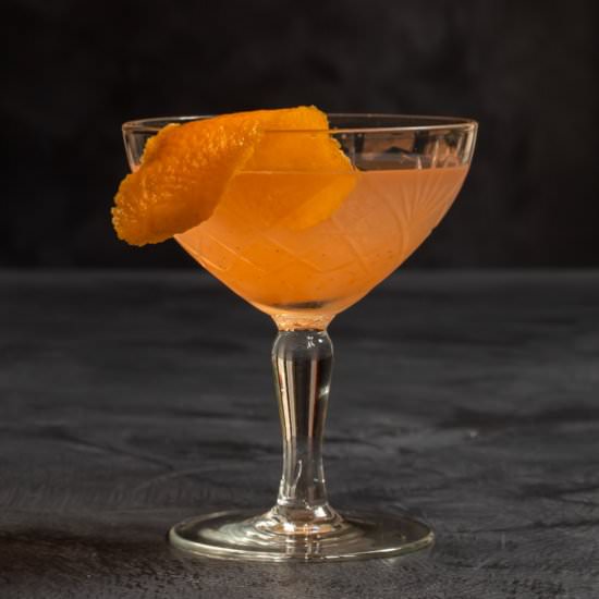 Quince apple jam gin sour cocktail - Recipe photo by peck of pickles