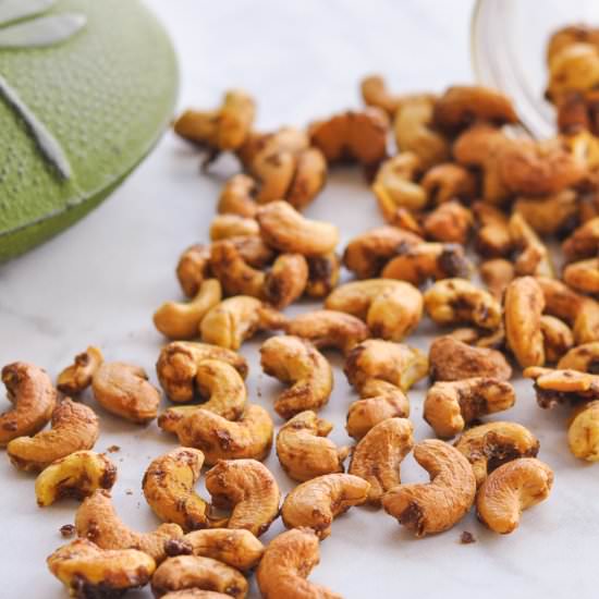 Curried Roasted Cashews - Recipe photo by Veggiecurean