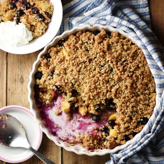 Peach Blueberry Crumble (Low Sugar) - Recipe photo by everydayhealthyrecipes