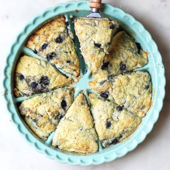 Blueberry Scone Recipe - Recipe photo by Rainbow Delicious