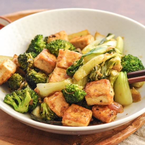 Tofu with Green Veggies - Recipe photo by Veggiecurean