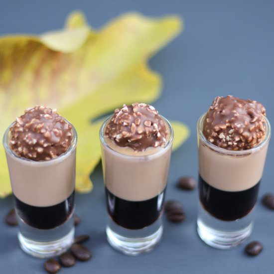 Kahlúa &Amarula Cream Night Caps - Recipe photo by annekedeclerk