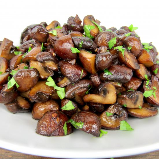 Easy Sautéed Mushrooms - Recipe photo by Keto Cooking Christian