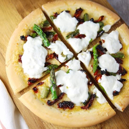 Sun-Dried Tomato Burrata Pizza - Recipe photo by Tastefulventure