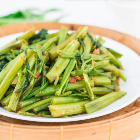 Thai Stir-Fried Morning Glory - Recipe photo by cookingwithnart