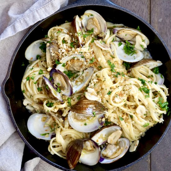 Linguine With Clams - Recipe photo by simmerandsauce
