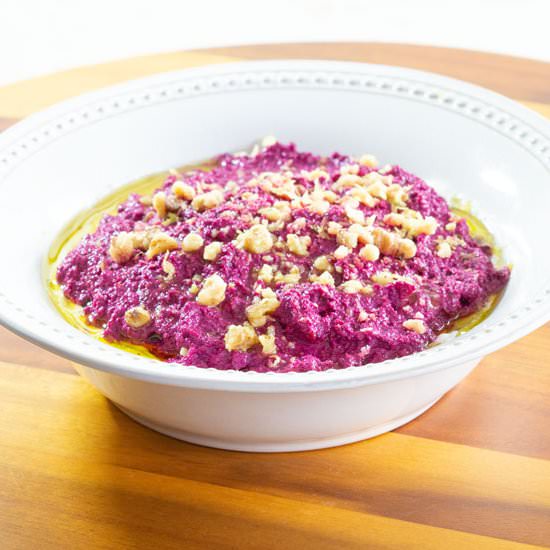 Easy beet dip with Greek Yogurt - Recipe photo by recipecritique