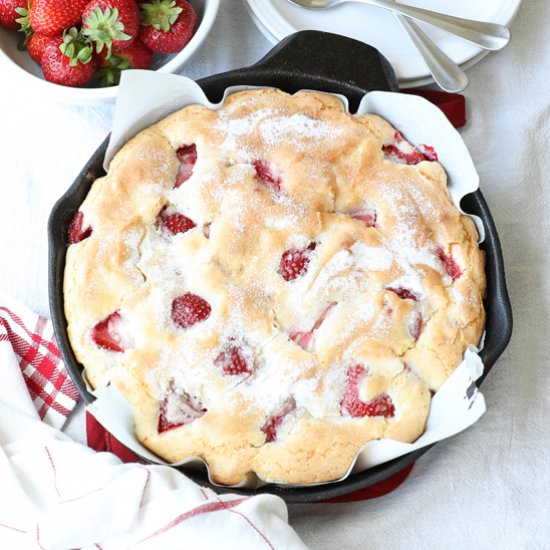 Strawberry Skillet Cake - Recipe photo by bellyfull