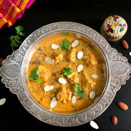 Mughlai Gobi Korma - Recipe photo by CurryandVanilla