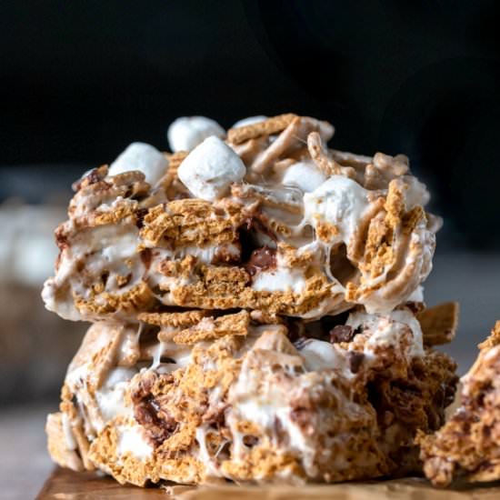 Golden Graham S'mores - Recipe photo by ihearteating