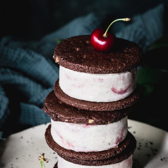 Cherry Almond Ice Cream Sandwiches - Recipe photo by Use Your Noodles