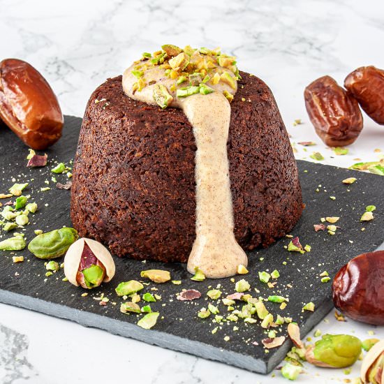 Vegan Sticky Toffee Pudding - Recipe photo by foodaciously