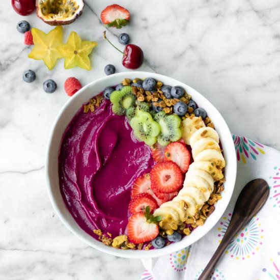 Beautiful Pitaya Bowl - Recipe photo by The Plant Riot