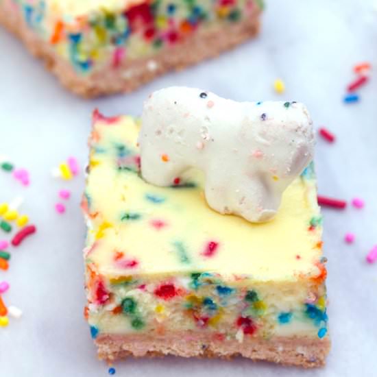 Animal Cracker Cheesecake Bars - Recipe photo by Wearenotmartha