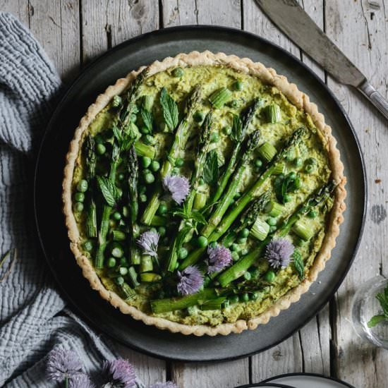 Vegan Pea And Asparagus Quiche - Recipe photo by Use Your Noodles