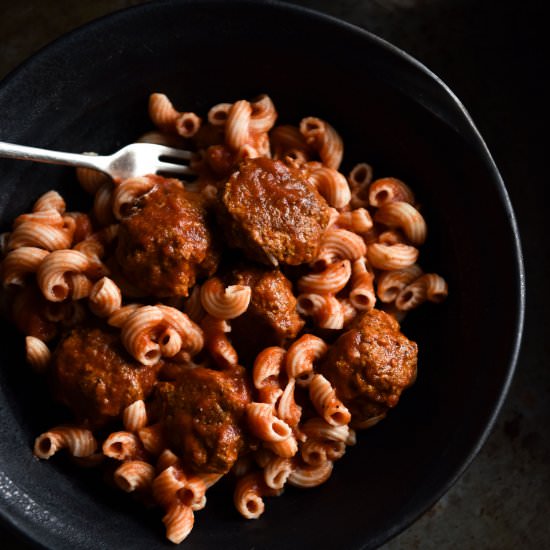 Vegan FODMAP friendly meatballs - Recipe photo by georgeats