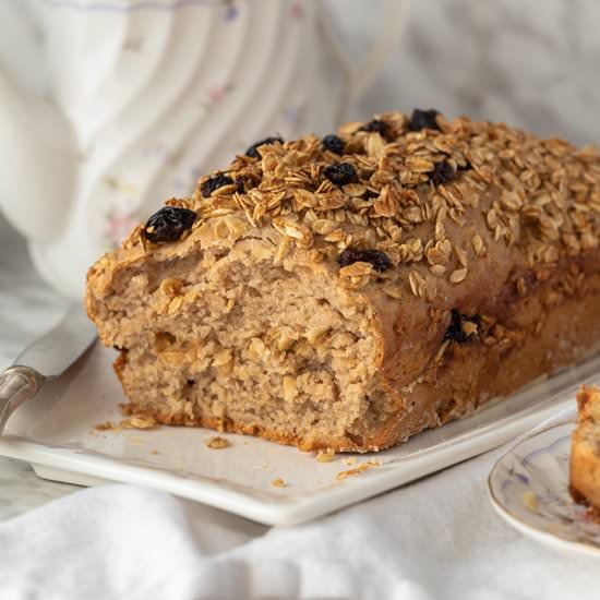 Cinnamon and Maple Syrup Cake - Recipe photo by skillets and pots