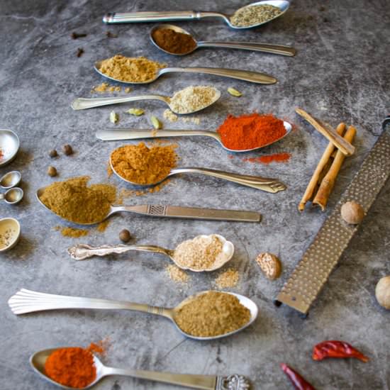 Middle Eastern Baharat Spice Blend - Recipe photo by HIldaskitchenblog