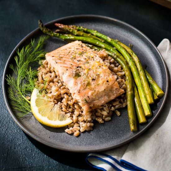 Lemon Dill Salmon and Asparagus - Recipe photo by RNsKitchen