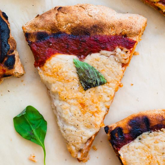 Homemade Vegan Pizza - Recipe photo by thebananadiaries