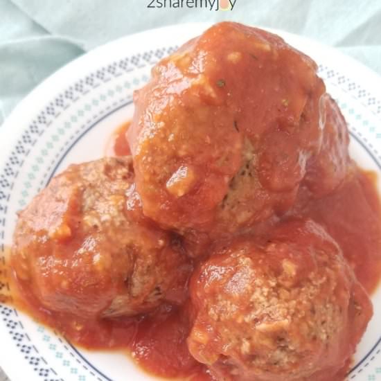 Vegan Meatballs (Bean Balls) - Recipe photo by Lisa Goodwin