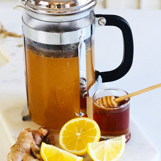 Turmeric Ginger Tea Recipe - Recipe photo by Rainbow Delicious