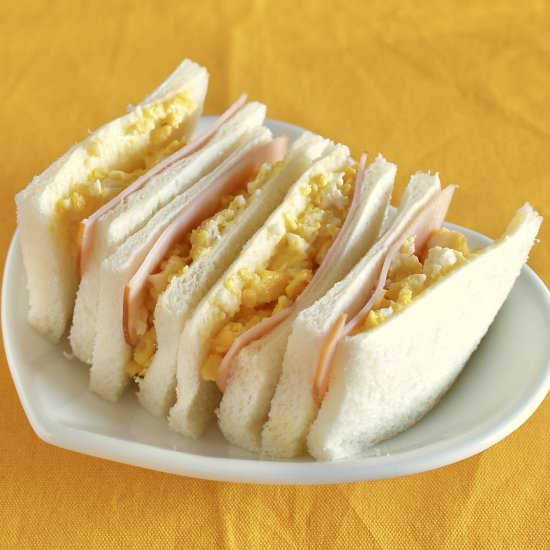 5 MIN Japanese Egg Sandwiches - Recipe photo by ochikeron